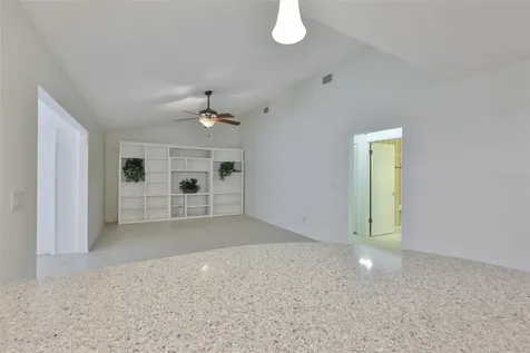 1819 New Bedford Drive Sun City Center FL 33573