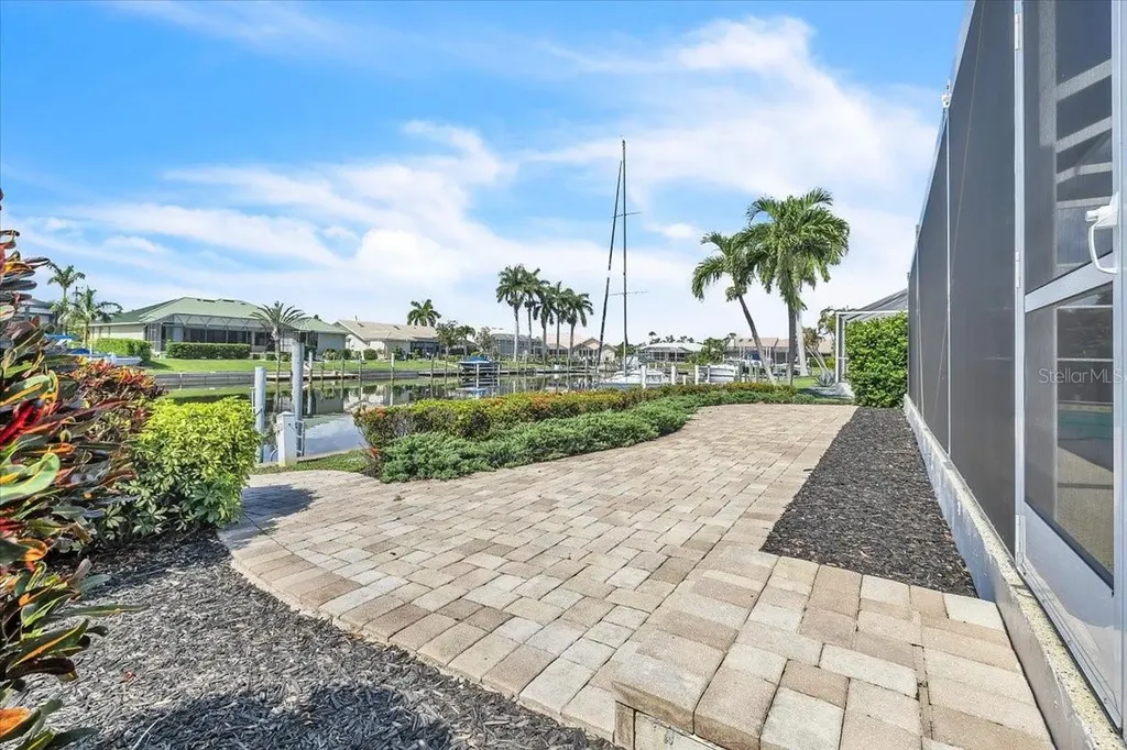 2839 Via Paloma Drive Punta Gorda FL 33950
