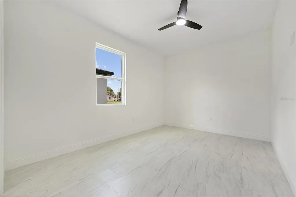 2048 Dixie Avenue Sanford FL 32771