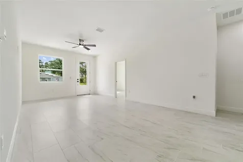 2048 Dixie Avenue Sanford FL 32771
