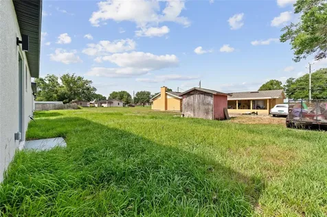 2048 Dixie Avenue Sanford FL 32771