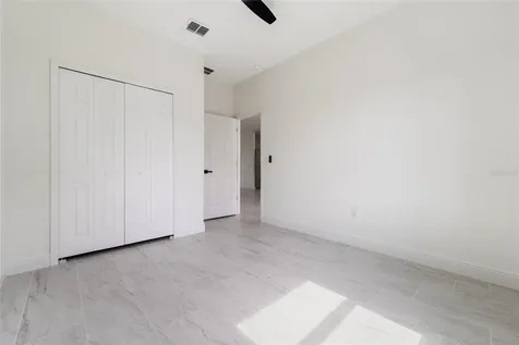 2048 Dixie Avenue Sanford FL 32771