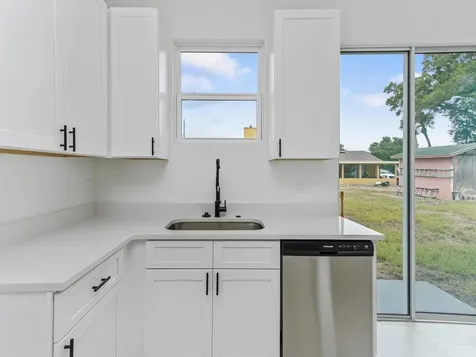 2048 Dixie Avenue Sanford FL 32771