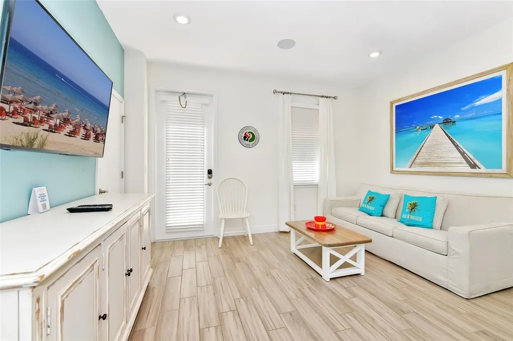 8024 Flip Flop Way Kissimmee FL 34747