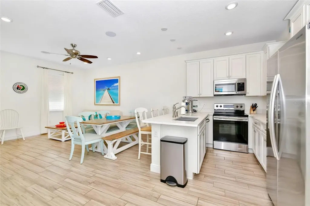8024 Flip Flop Way Kissimmee FL 34747