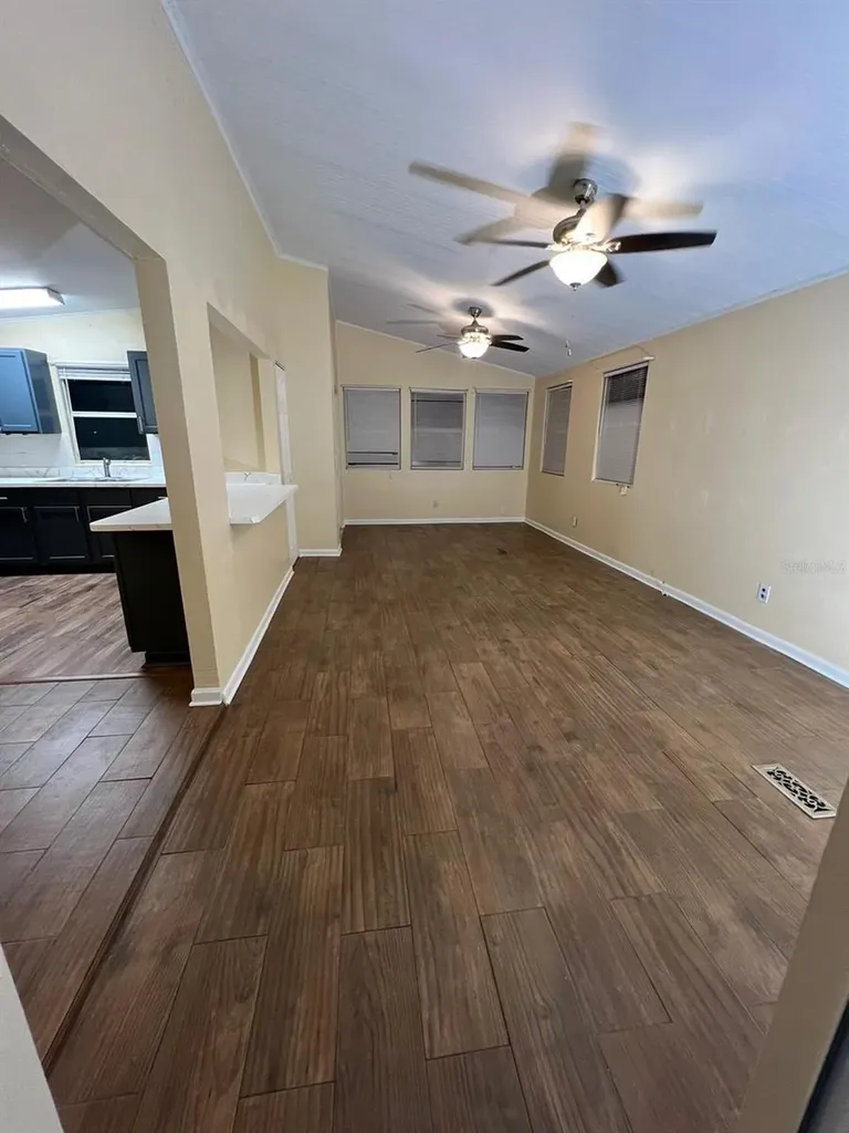 50989 Highway 27 Davenport FL 33897