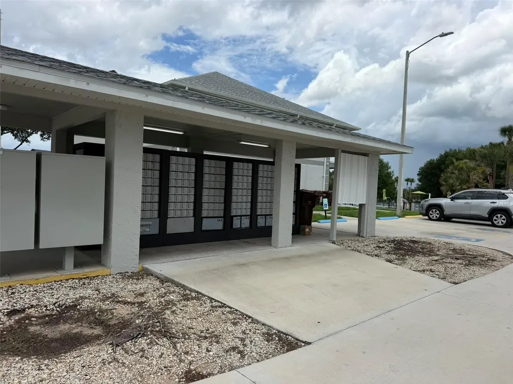 50989 Highway 27 Davenport FL 33897