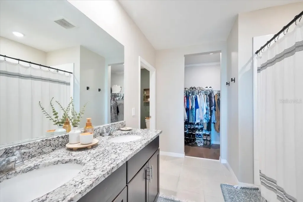 1006 Oak Valley Drive Auburndale FL 33823