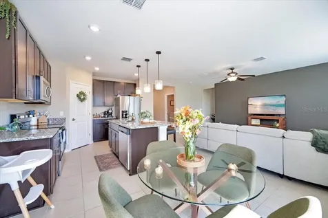 1006 Oak Valley Drive Auburndale FL 33823