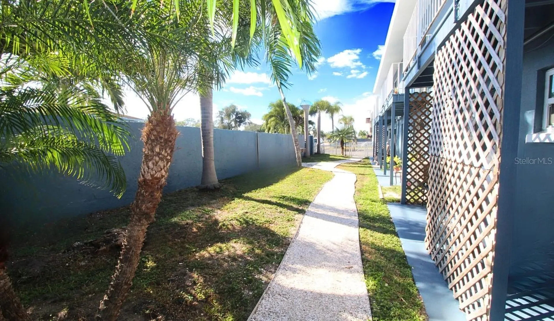 3001 Bee Ridge Road Sarasota FL 34239