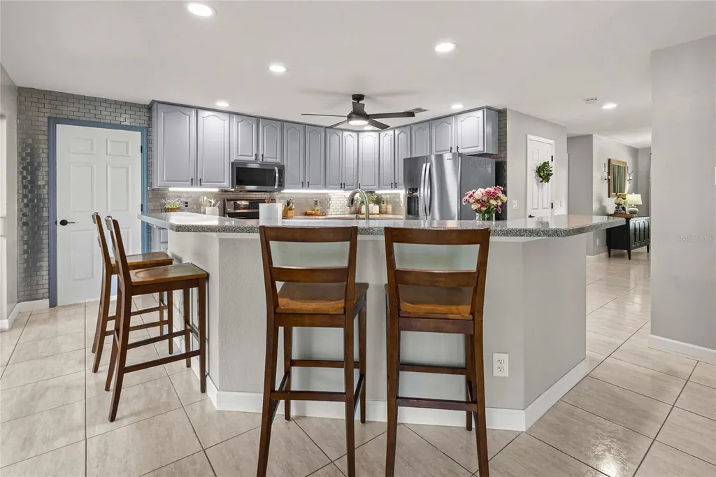2301 E Mary Lue Street Inverness FL 34453