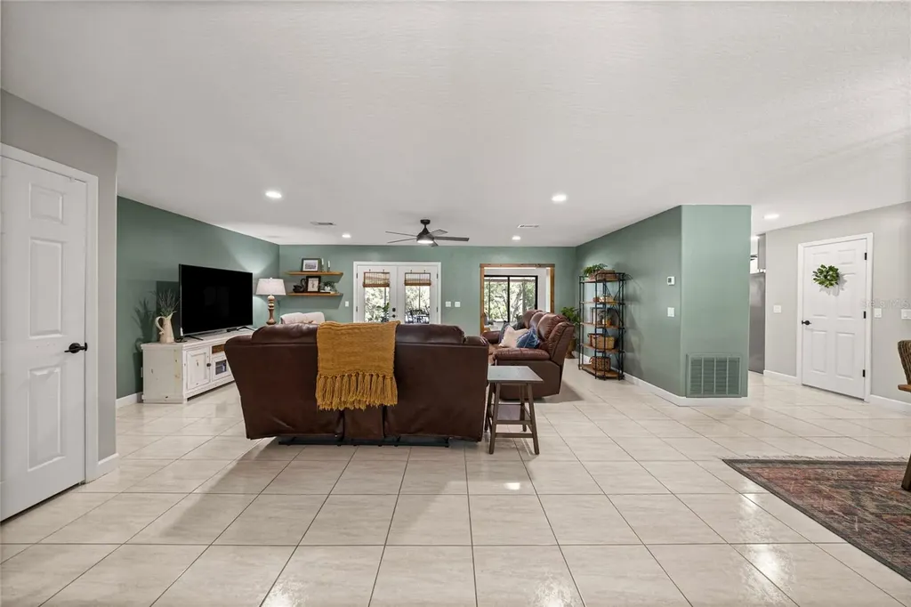 2301 E Mary Lue Street Inverness FL 34453