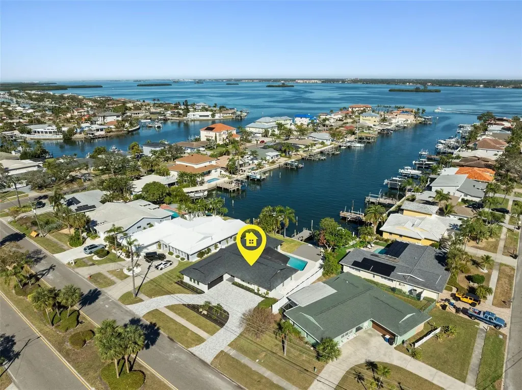 475 Island Way Clearwater FL 33767