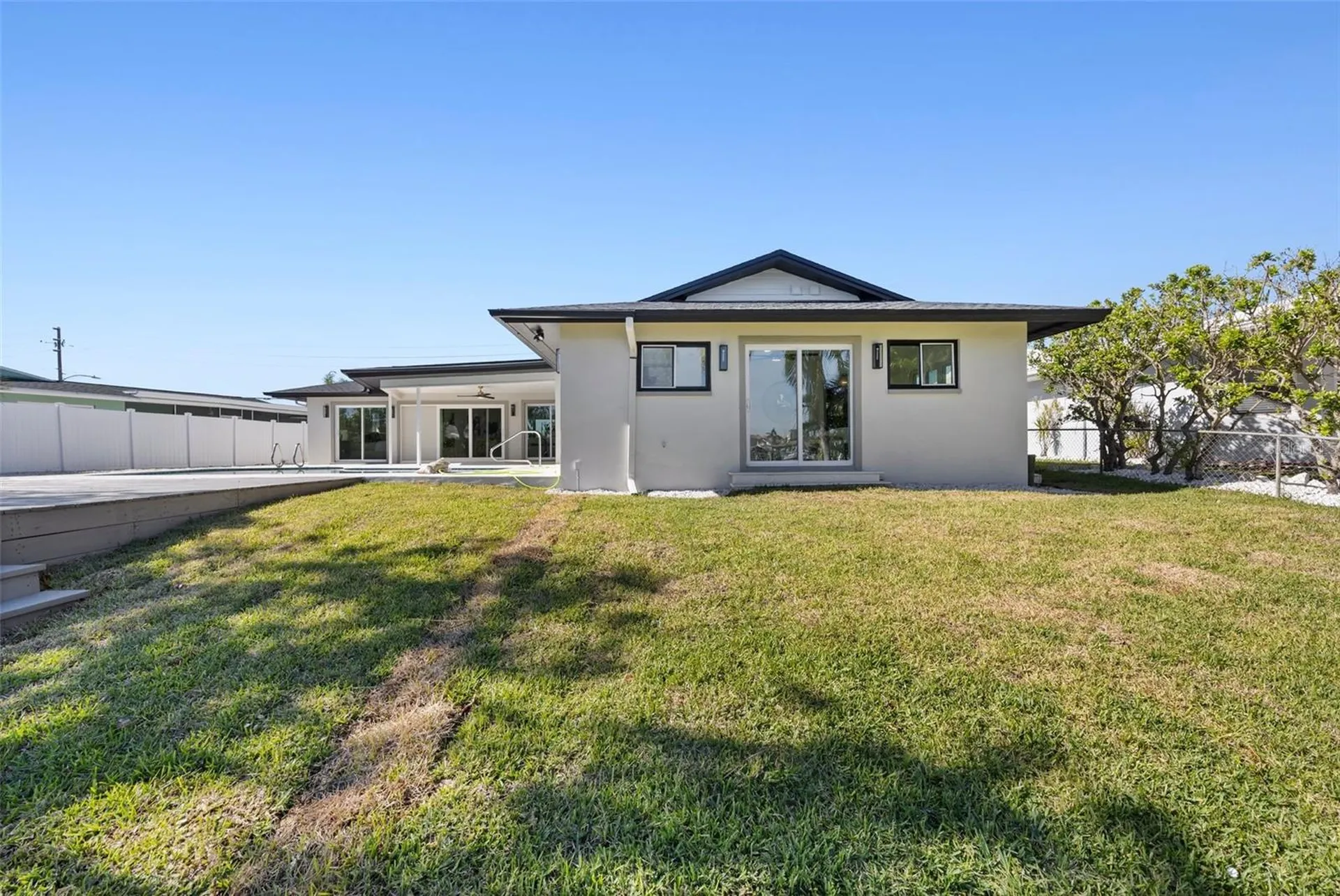 475 Island Way Clearwater FL 33767