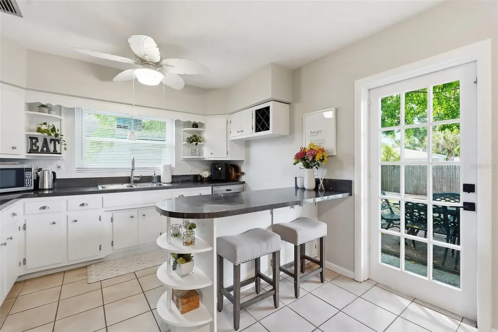 2140 NE Coachman Road Clearwater FL 33765