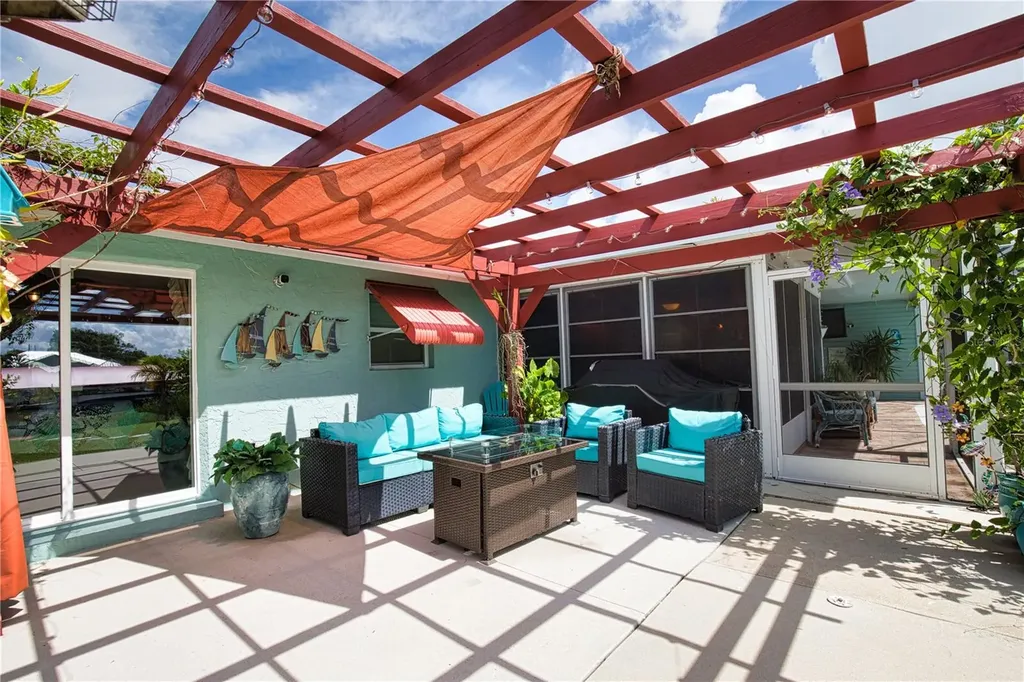 457 W Tarpon Boulevard NW Port Charlotte FL 33952