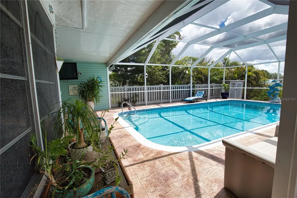457 W Tarpon Boulevard NW Port Charlotte FL 33952