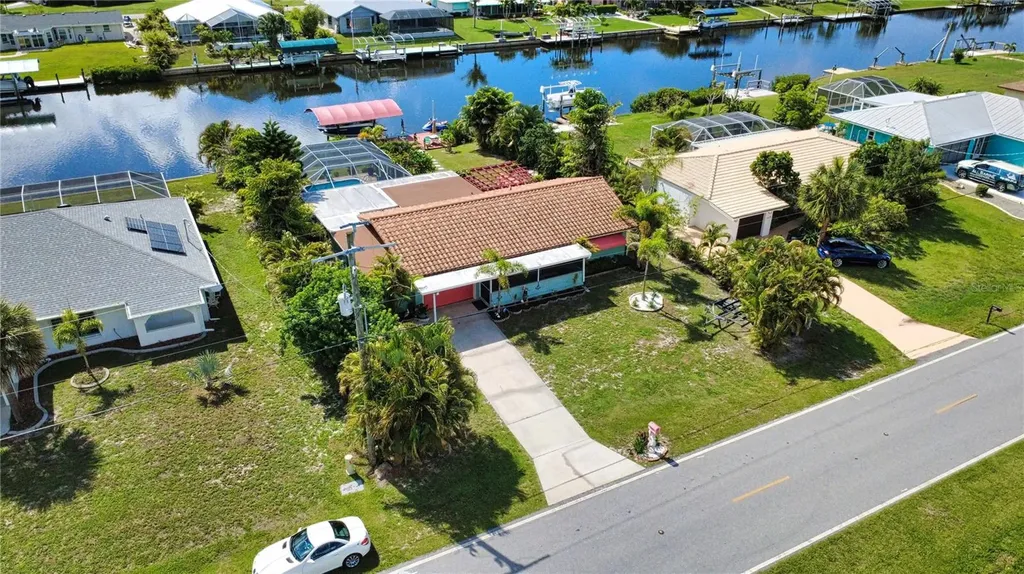 457 W Tarpon Boulevard NW Port Charlotte FL 33952