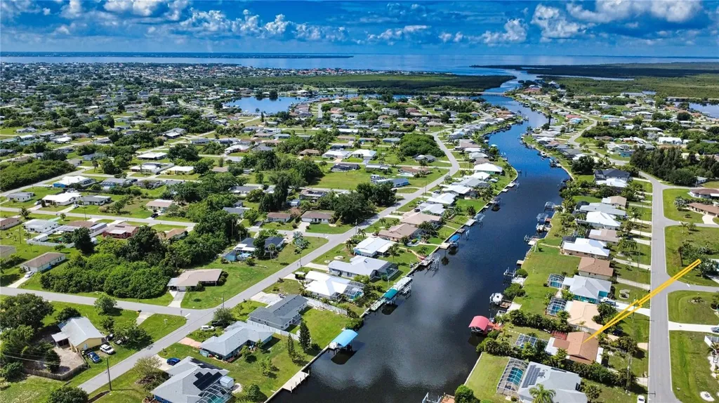 457 W Tarpon Boulevard NW Port Charlotte FL 33952