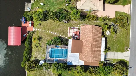 457 W Tarpon Boulevard NW Port Charlotte FL 33952