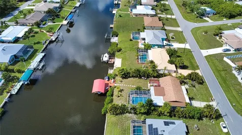 457 W Tarpon Boulevard NW Port Charlotte FL 33952