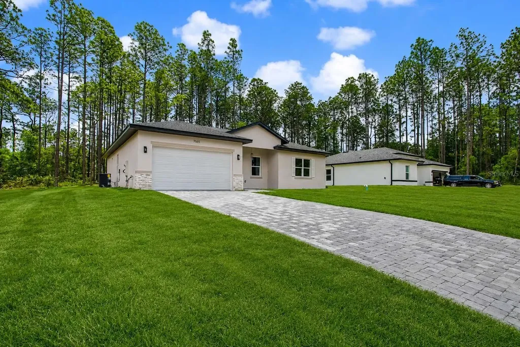 7565 N Santos Drive Citrus Springs FL 34434