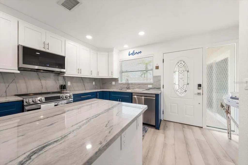 580 Boca Ciega Point Boulevard S St Petersburg FL 33708