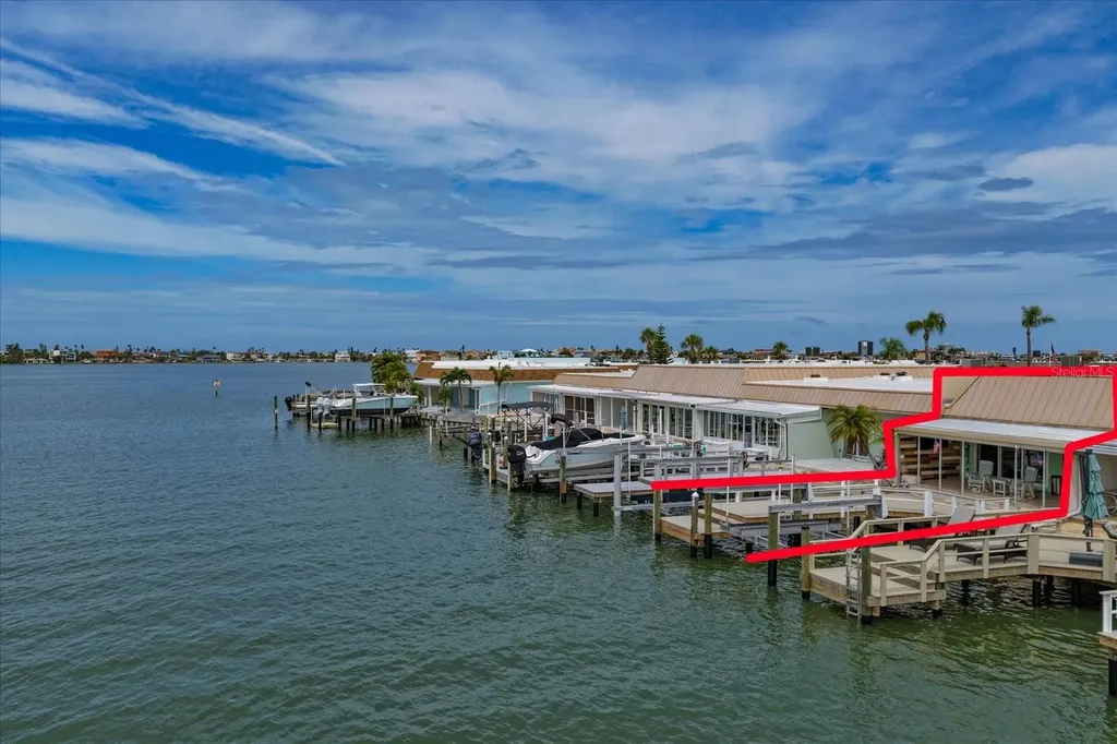 580 Boca Ciega Point Boulevard S St Petersburg FL 33708