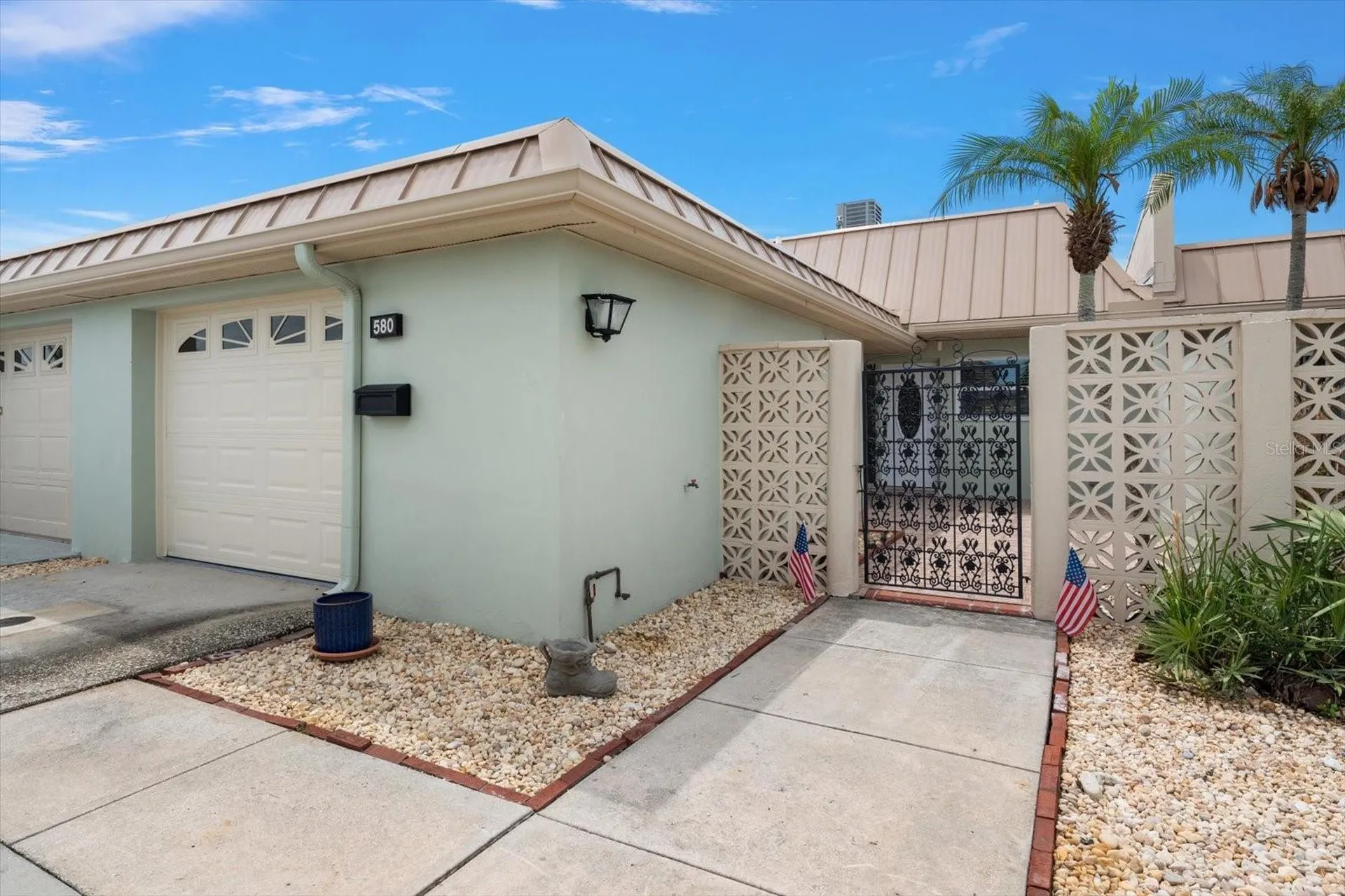 580 Boca Ciega Point Boulevard S St Petersburg FL 33708