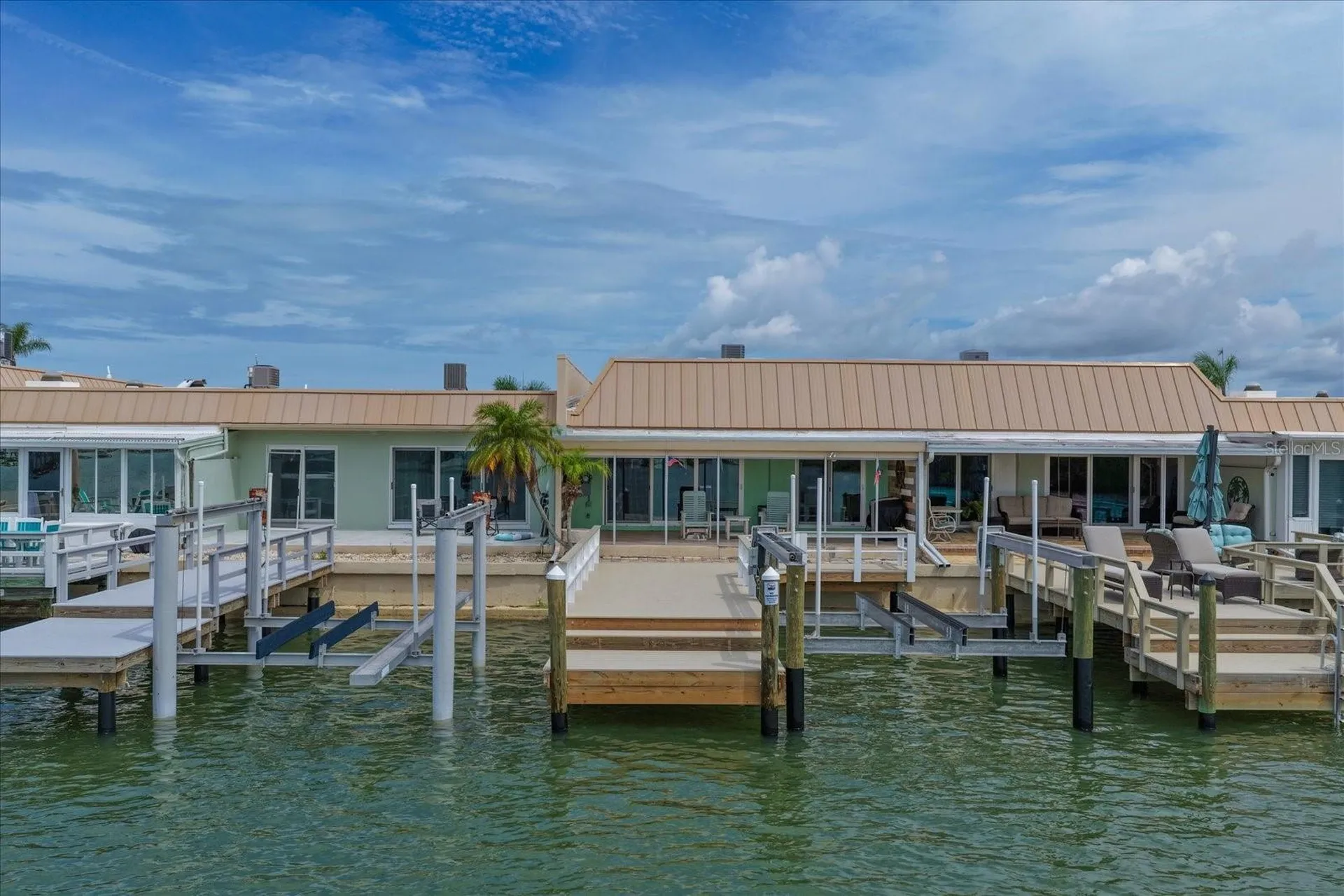 580 Boca Ciega Point Boulevard S St Petersburg FL 33708
