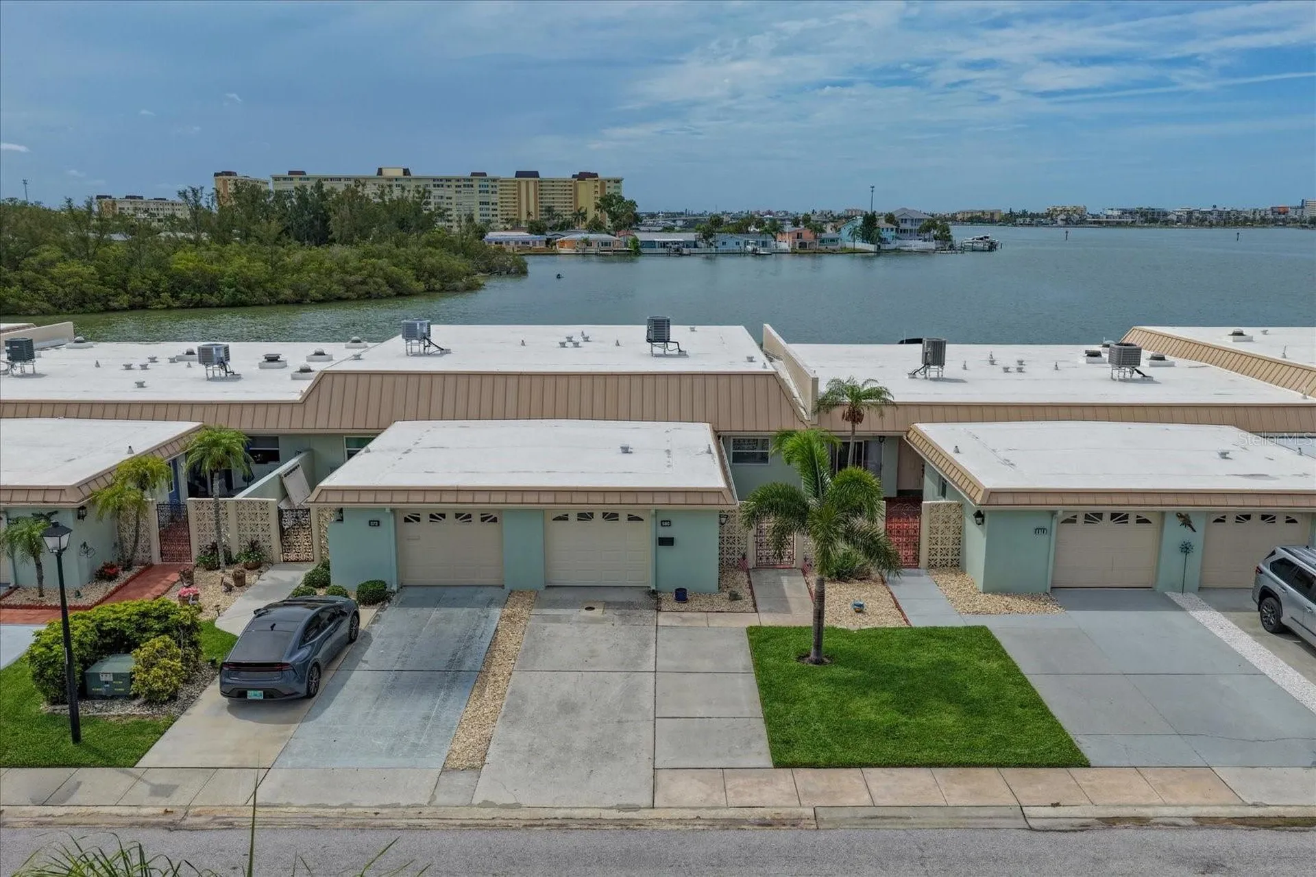 580 Boca Ciega Point Boulevard S St Petersburg FL 33708