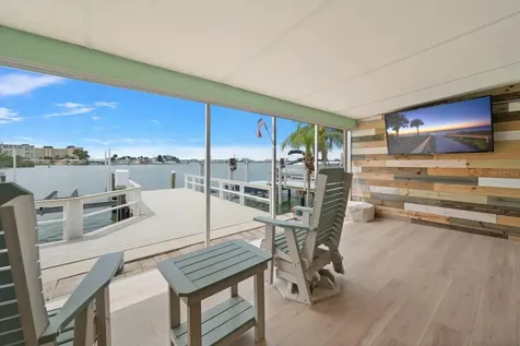 580 Boca Ciega Point Boulevard S St Petersburg FL 33708
