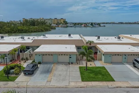 580 Boca Ciega Point Boulevard S St Petersburg FL 33708