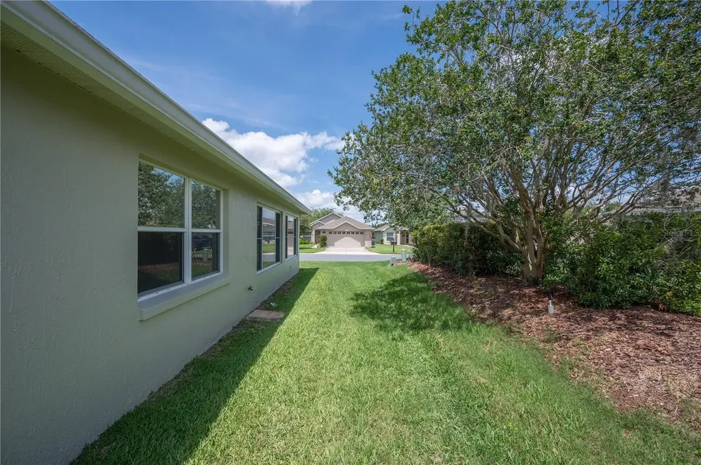 2152 Stoney Pointe Drive Lakeland FL 33813