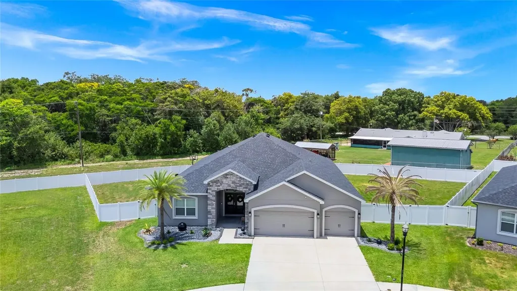 1061 Sandpiper Loop Winter Haven FL 33881
