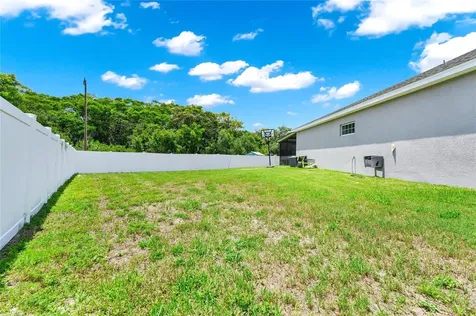 1061 Sandpiper Loop Winter Haven FL 33881