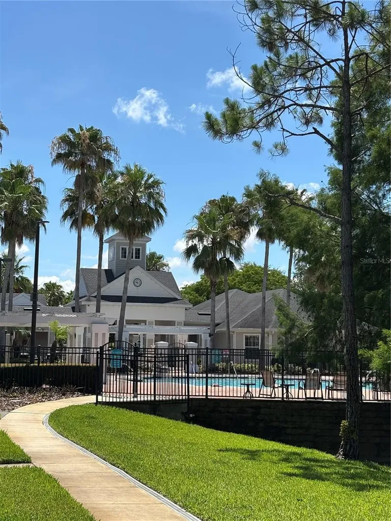143 Southern Pecan Circle Winter Garden FL 34787