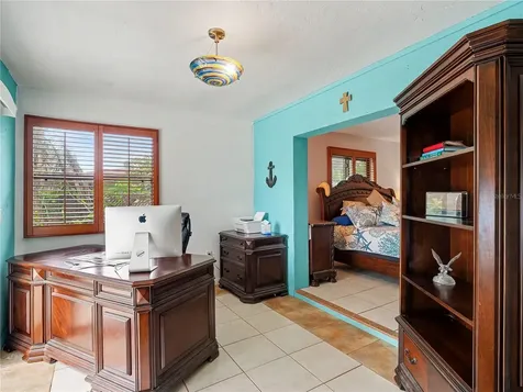 2320 Lake Shore Drive Nokomis FL 34275
