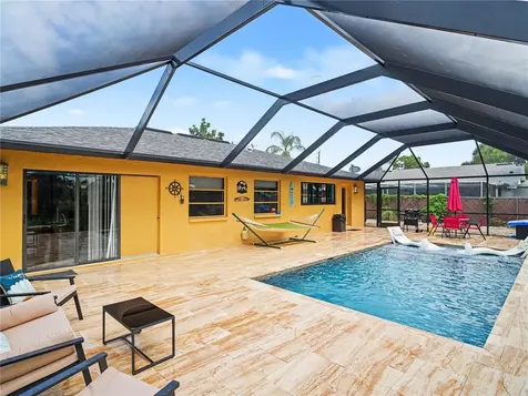 2320 Lake Shore Drive Nokomis FL 34275
