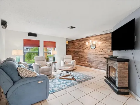 2320 Lake Shore Drive Nokomis FL 34275