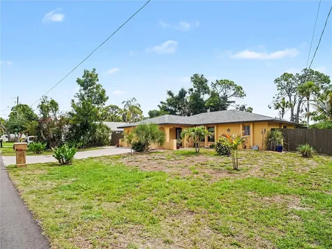 2320 Lake Shore Drive Nokomis FL 34275