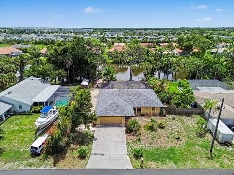 2320 Lake Shore Drive Nokomis FL 34275