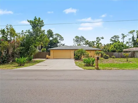 2320 Lake Shore Drive Nokomis FL 34275