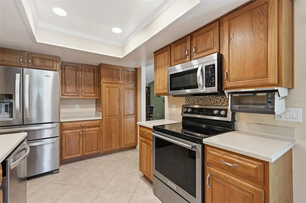 12104 99th Avenue Seminole FL 33772