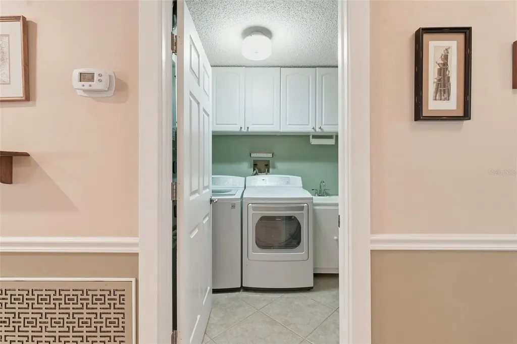 12104 99th Avenue Seminole FL 33772