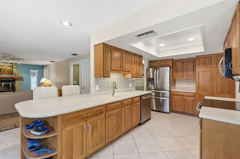 12104 99th Avenue Seminole FL 33772