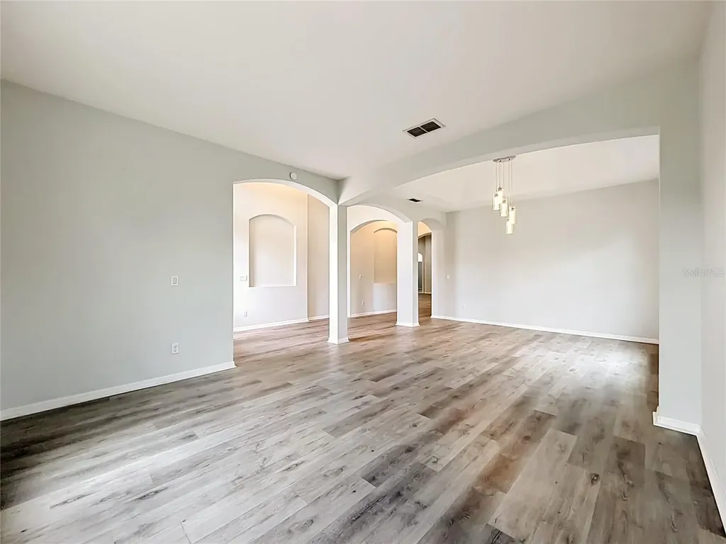 2432 Emerald Rose Way Apopka FL 32712