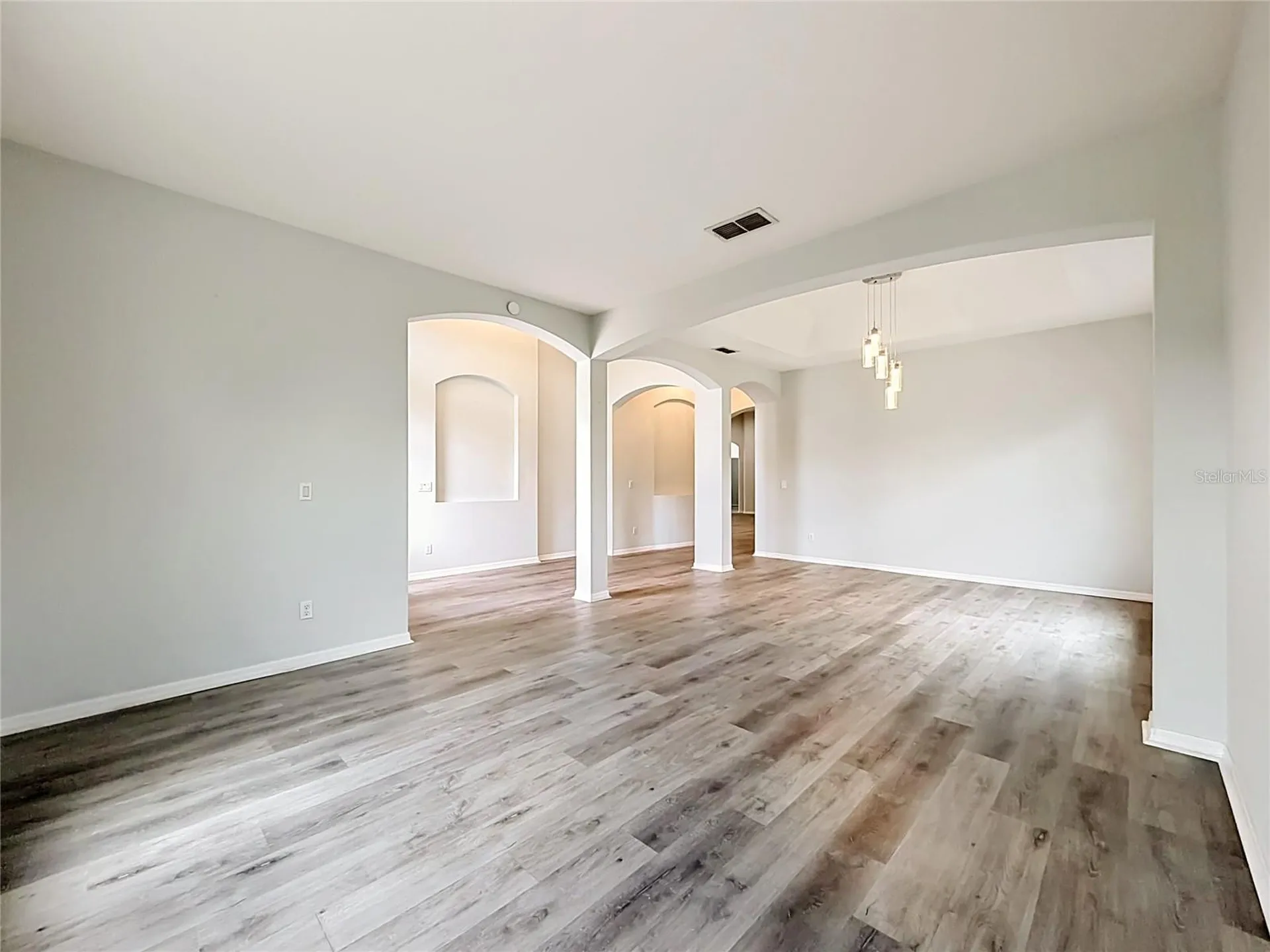 2432 Emerald Rose Way Apopka FL 32712