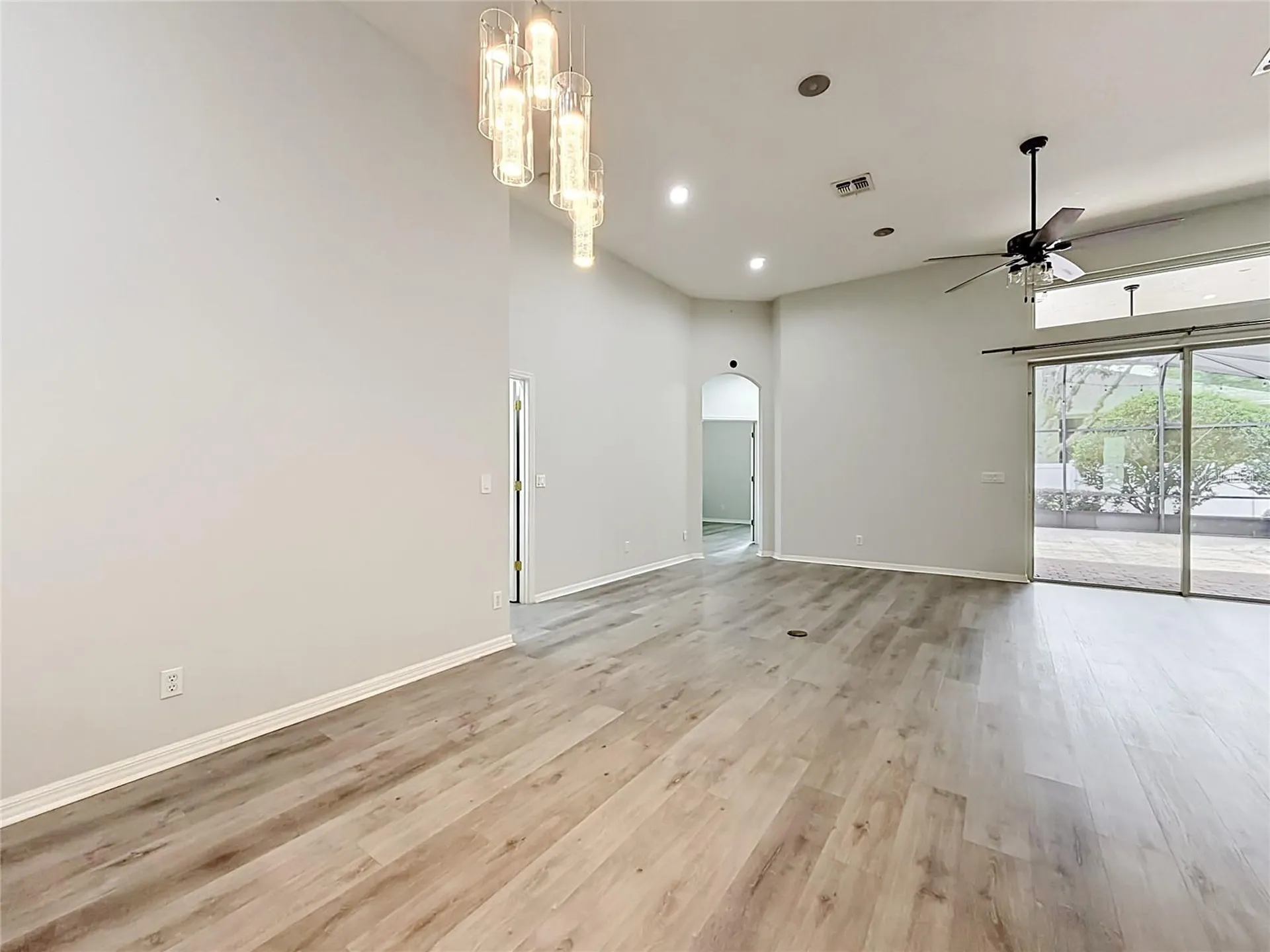 2432 Emerald Rose Way Apopka FL 32712