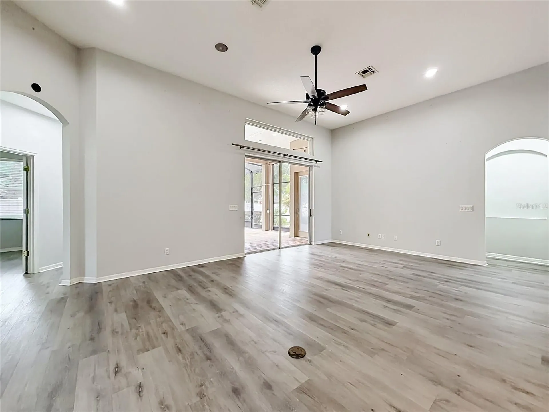2432 Emerald Rose Way Apopka FL 32712